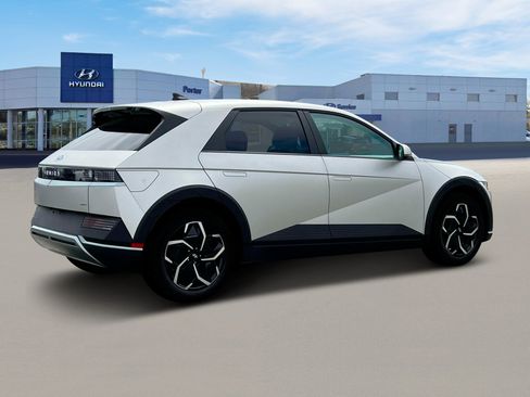 New 2024 Hyundai Ioniq 5 SEL image 8