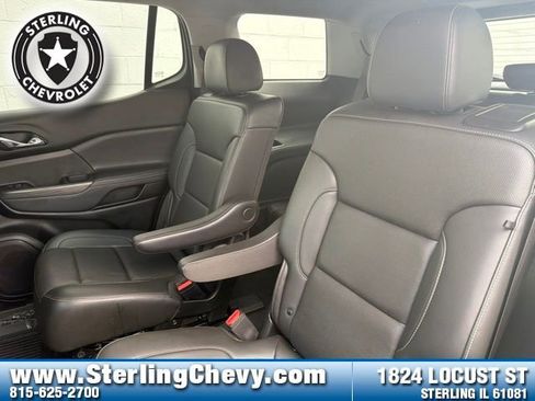 Used 2023 GMC Acadia SLT AWD/4WD image 15