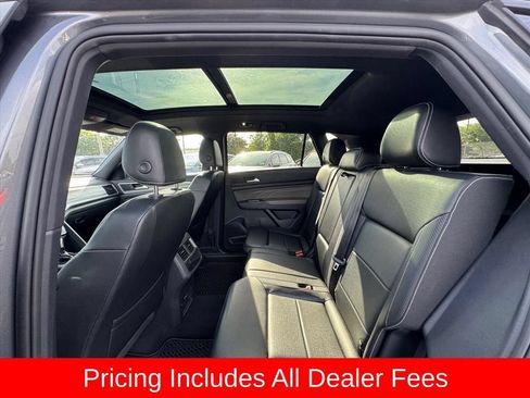 Used 2023 Volkswagen Atlas Cross Sport SE FWD image 12