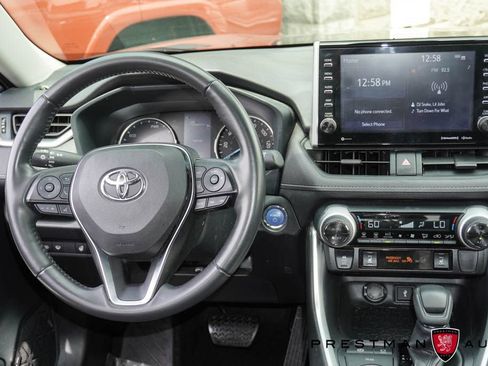Used 2022 Toyota RAV4 XLE w/ Convenience Package AWD/4WD image 2