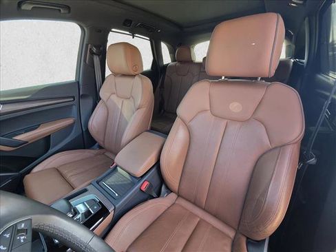 Certified 2024 Audi Q5 2.0T Prestige w/ Prestige Package image 14