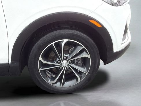 Used 2022 Buick Encore GX Essence FWD image 24