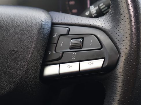 Used 2023 Cadillac XT4 Sport FWD image 29