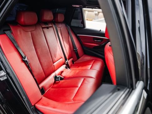 Used 2017 BMW 330i xDrive Wagon image 69