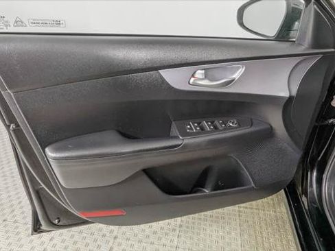 Used 2024 Kia Forte LXS FWD image 13