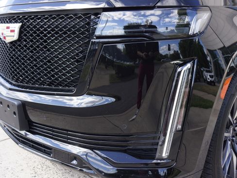 Used 2024 Cadillac Escalade ESV Sport Platinum w/ LPO, Floor Liner Package image 16