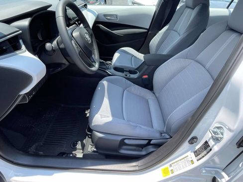 Used 2026 Toyota Corolla SE FWD image 12