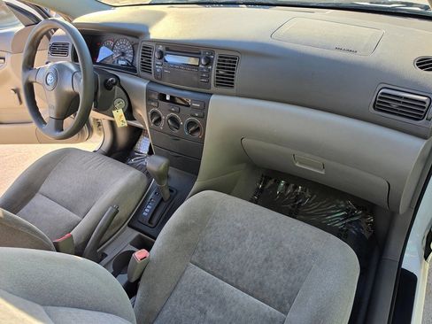 Used 2004 Toyota Corolla CE image 35