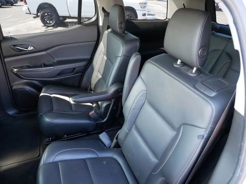 Used 2019 GMC Acadia SLT image 8