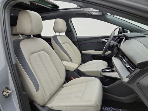 Used 2023 Audi Q4 e-tron Premium Plus w/ Premium Plus RWD image 19
