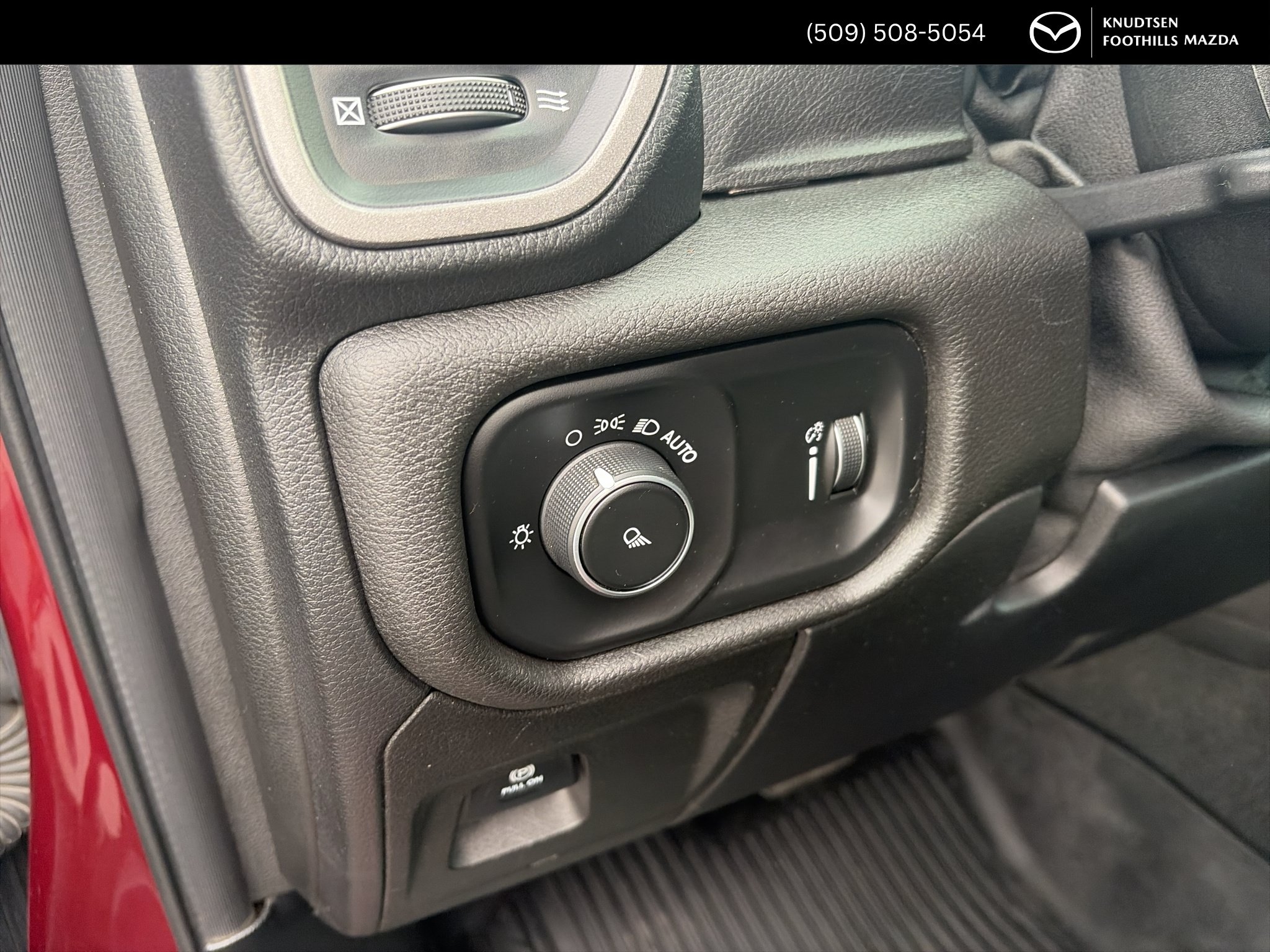 Used 2020 RAM 1500 Tradesman AWD/4WD image 20