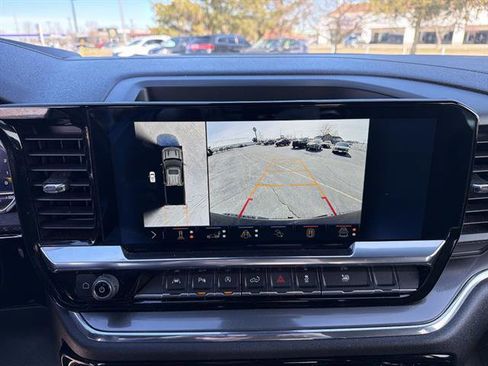 Used 2024 Chevrolet Silverado 1500 High Country w/ High Country Premium Package image 42