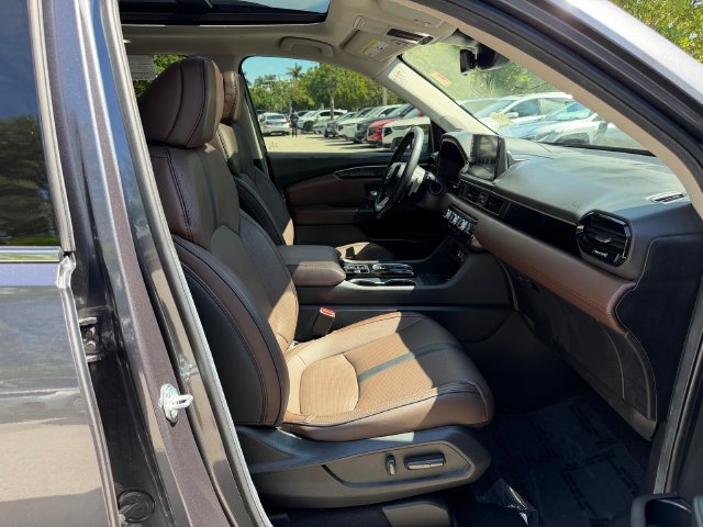 Used 2024 Honda Pilot Elite image 21