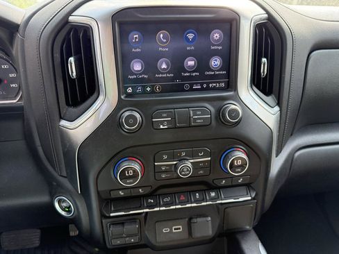 Used 2020 Chevrolet Silverado 2500 LT w/ Texas Edition AWD/4WD image 15