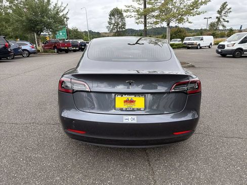 Used 2019 Tesla Model 3 Standard Range Plus RWD image 8