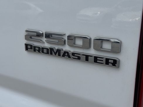 Used 2023 RAM ProMaster 2500 FWD image 12