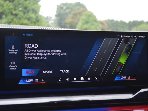 Used 2025 BMW M5 AWD/4WD image 26