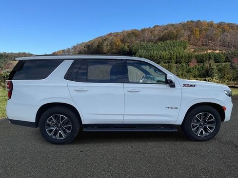 Used 2023 Chevrolet Tahoe Z71 w/ Z71 Off-Road Package image 8