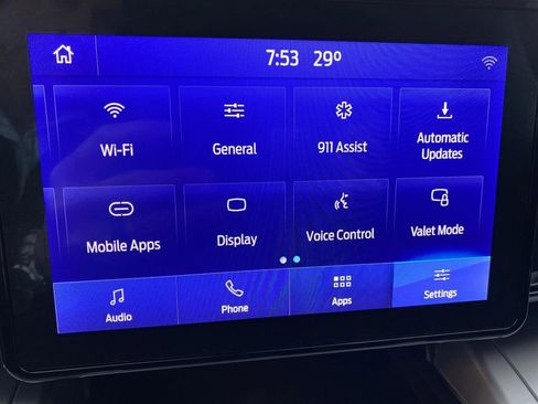 Used 2020 Ford Explorer XLT image 27