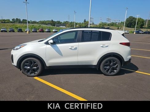 Used 2022 Kia Sportage Nightfall Edition AWD/4WD image 5