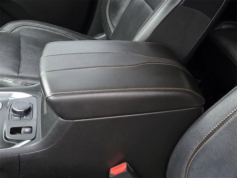 Used 2020 Chevrolet Traverse Premier w/ Redline Edition image 9