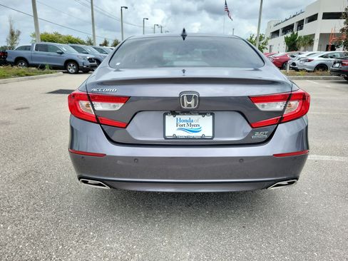 Used 2021 Honda Accord Touring image 5