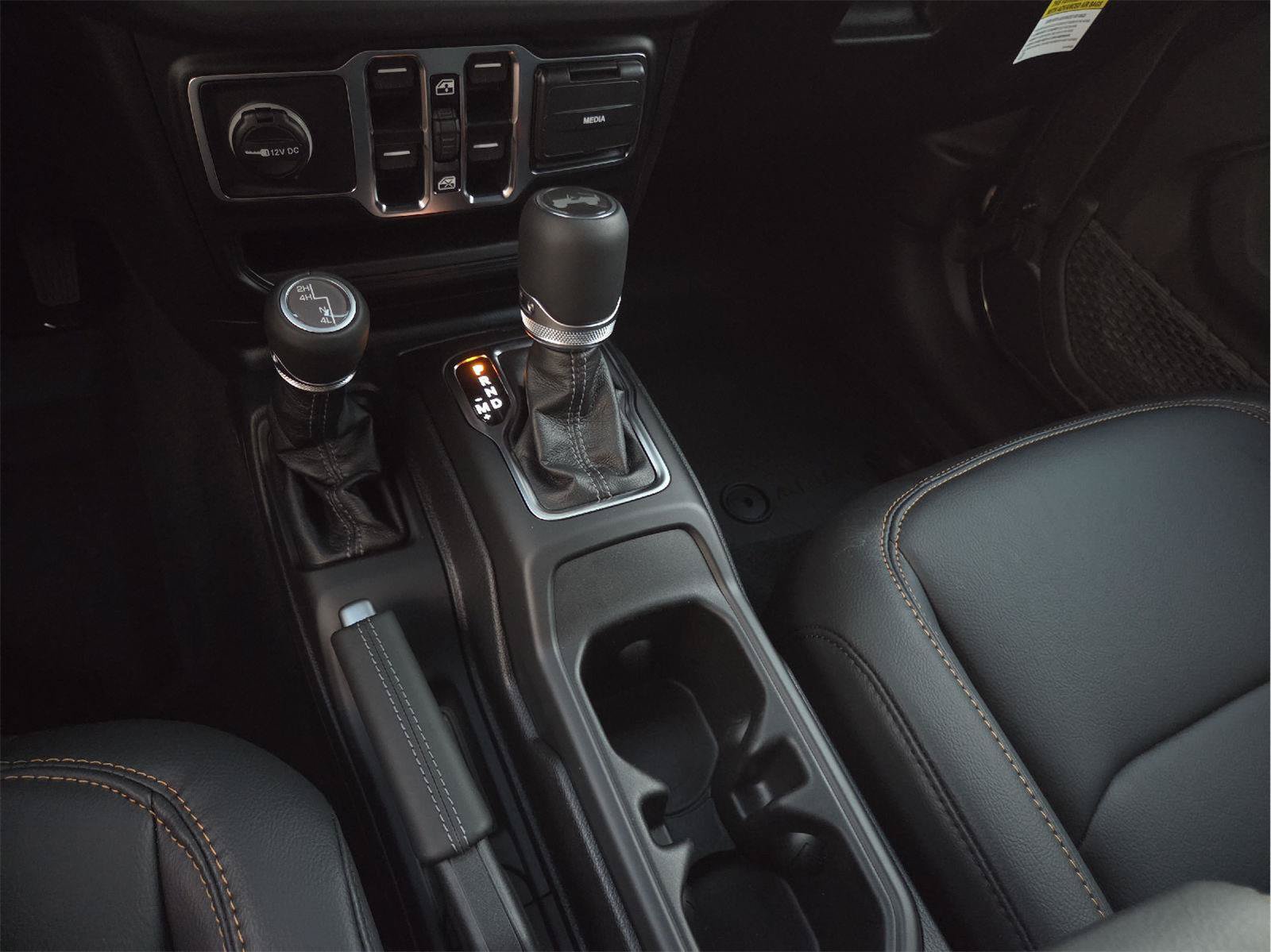 New 2027 Jeep Wrangler Unlimited Sahara AWD/4WD image 11