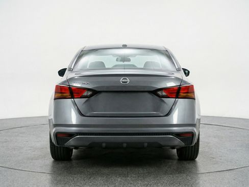 Used 2025 Nissan Altima 2.5 SV image 7