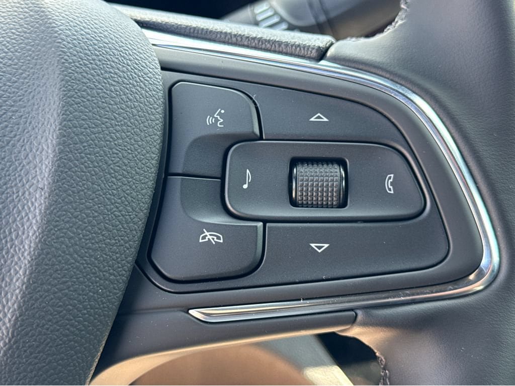 New 2026 Buick Envista Sport Touring w/ Convenience I Package FWD image 17