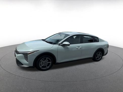 Used 2025 Kia K4 FWD image 8