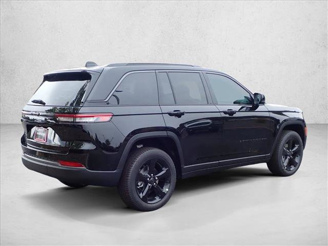 New 2027 Jeep Grand Cherokee Limited w/ Limited Altitude Package AWD/4WD image 4