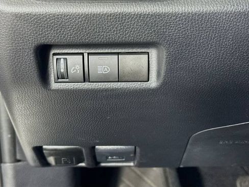 Certified 2025 Toyota RAV4 XLE FWD image 11