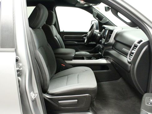 Used 2022 RAM 1500 Big Horn AWD/4WD image 14