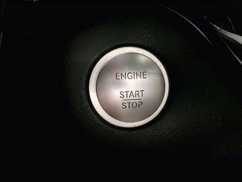 Used 2017 Mercedes-Benz GLE 350 4MATIC image 33