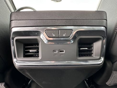 New 2026 GMC Sierra 3500 Denali w/ Denali Reserve Package AWD/4WD image 22
