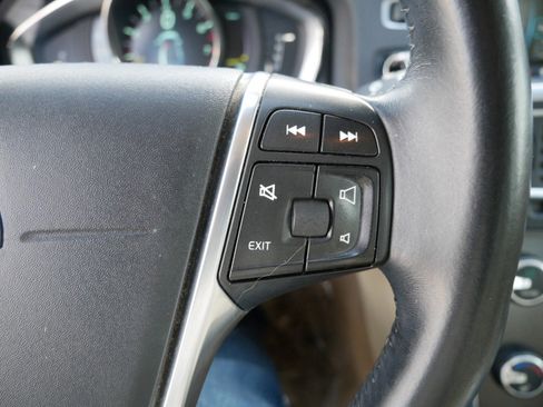 Used 2014 Volvo S60 T5 image 25