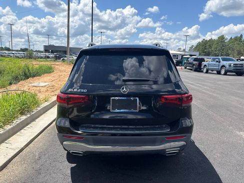 Used 2022 Mercedes-Benz GLB 250 image 5