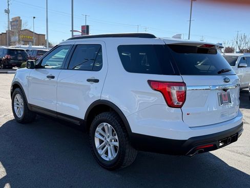 Used 2017 Ford Explorer 4WD image 5