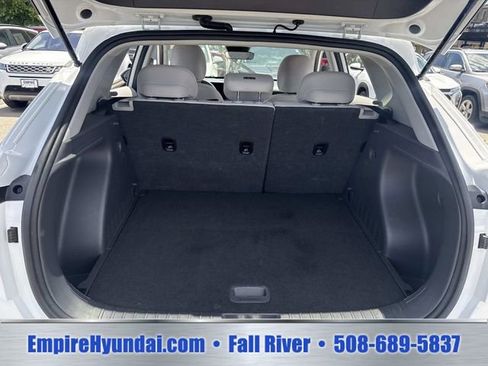 Used 2024 Hyundai Kona SEL AWD/4WD image 6