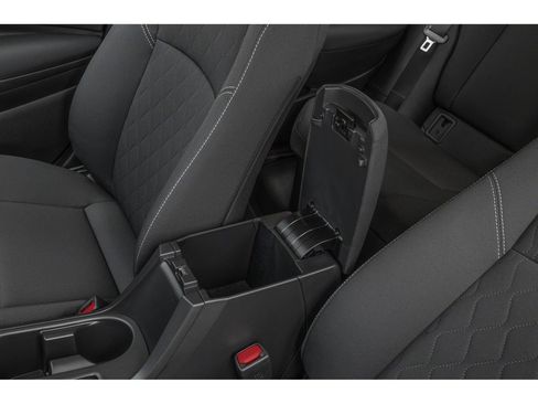 Used 2025 Toyota Corolla LE w/ LE Premium Package FWD image 10