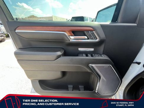 Used 2023 GMC Sierra 1500 Denali w/ Denali Reserve Package AWD/4WD image 24