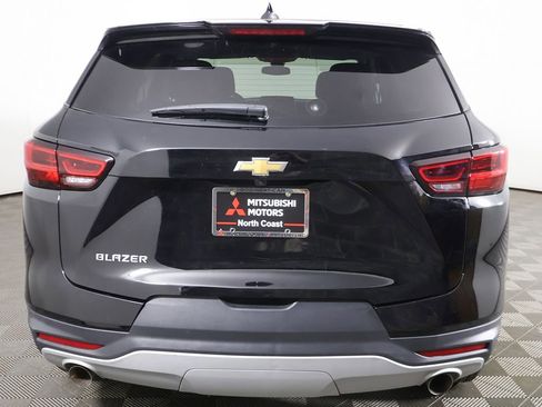 Used 2025 Chevrolet Blazer LT FWD image 10
