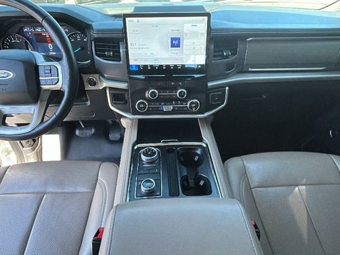 Used 2022 Ford Expedition Max XLT AWD/4WD image 26