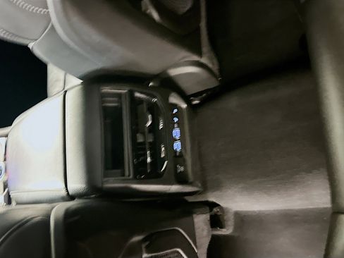 Used 2023 Jeep Grand Cherokee 4WD 4xe w/ Luxury Tech Group II image 27