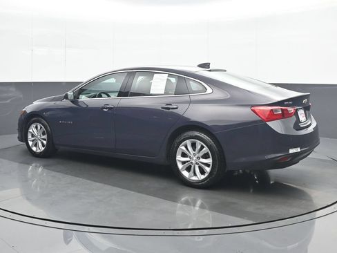 Used 2025 Chevrolet Malibu LT FWD image 4