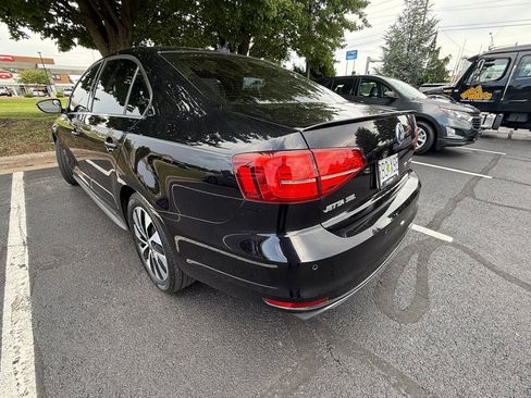 Used 2016 Volkswagen Jetta SEL Premium FWD image 4