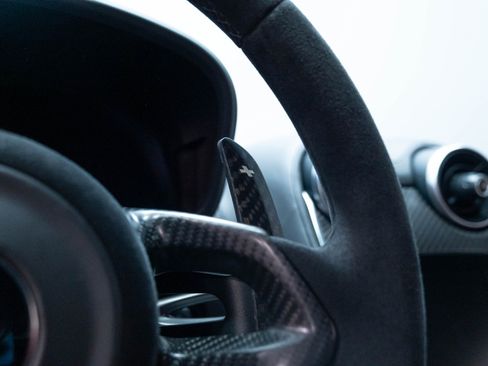 Used 2019 McLaren 570S Coupe RWD image 40