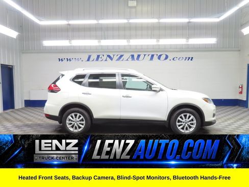 Used 2017 Nissan Rogue SV AWD/4WD image 1