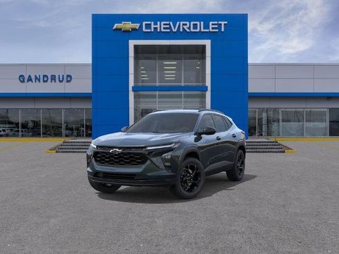 New 2026 Chevrolet Trax LT FWD image 8