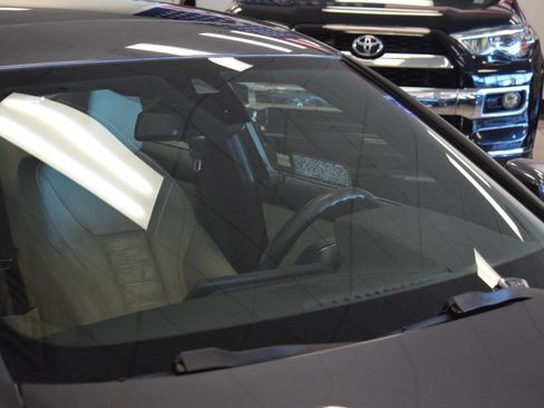 Used 2020 BMW 330i Sedan w/ M Sport Package image 15